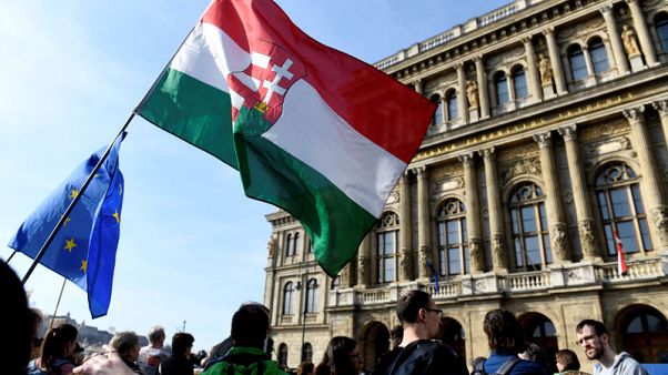 Defying scientists, Hungary will overhaul academic network, website reports Defying scientists, Hungary will overhaul academic network, website reports