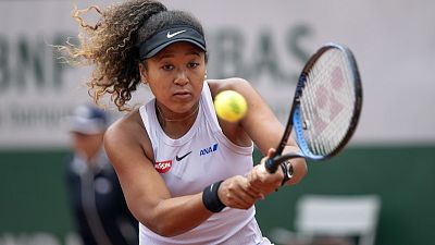 Osaka flirts with early exit as top players struggle at French Open