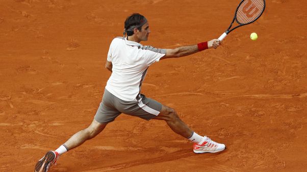 Federer feels the love in Paris Federer feels the love in Paris