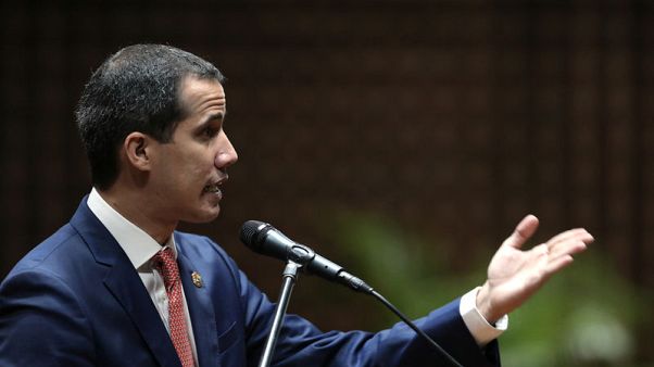 جوايدو يتعهد باحتجاجات في شوارع فنزويلا بعد فشل محادثات أوسلو جوايدو يتعهد باحتجاجات في شوارع فنزويلا بعد فشل محادثات أوسلو