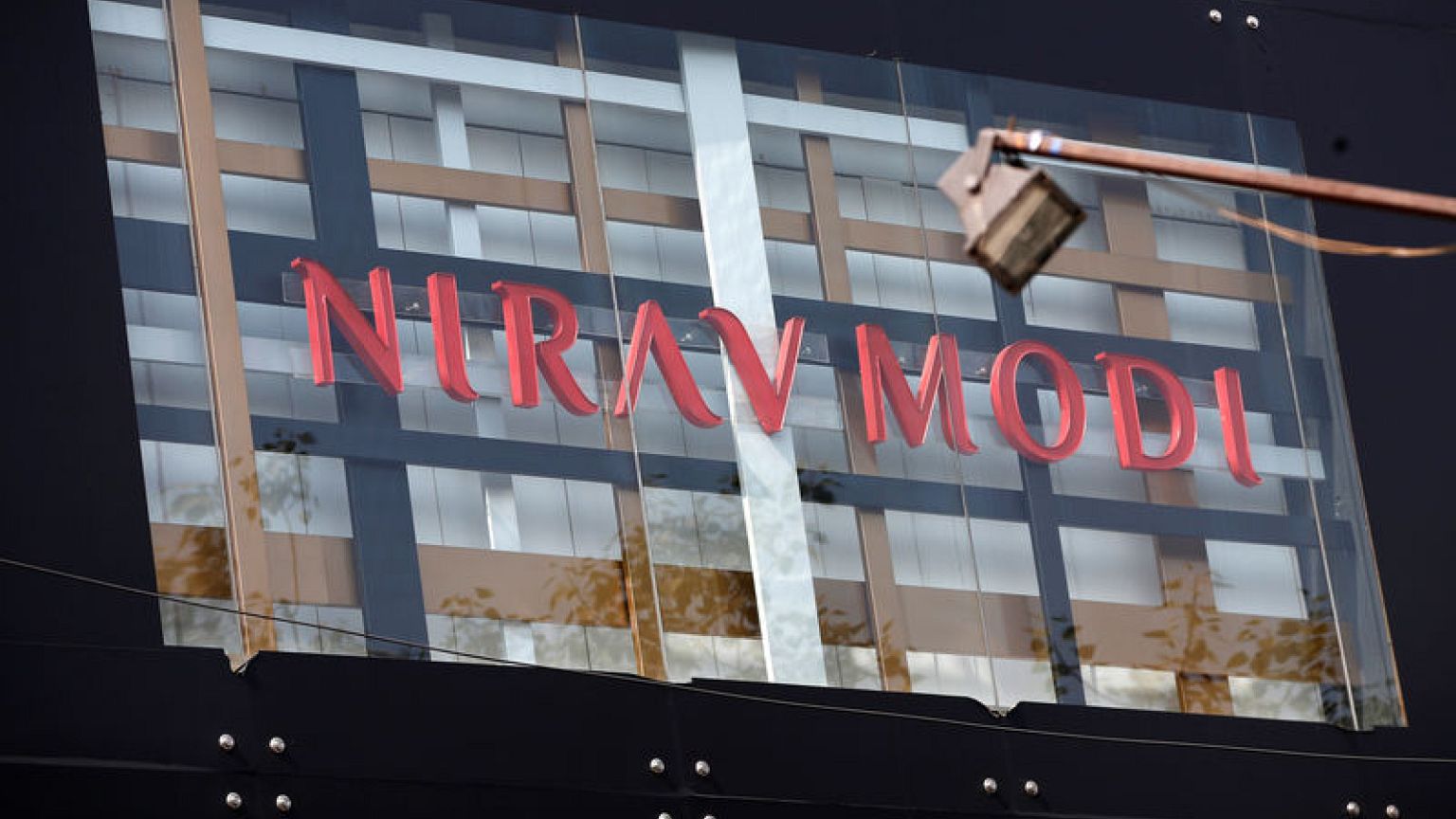 Indian billionaire jeweller Modi appears in UK court