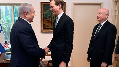 الاضطرابات السياسية في إسرائيل قد تعطل خطة السلام الأمريكية