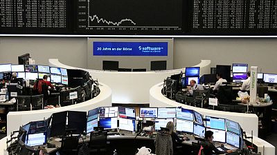 فولكسفاجن وفيات يهبطان بالأسهم الأوروبية بعد أحدث رسوم ترامب