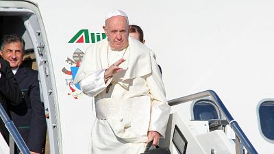 Papa vola in Romania