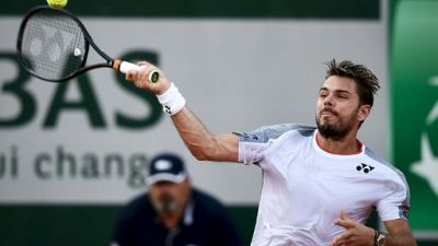 Roland-Garros: Wawrinka-Dimitrov et Tsitsipas-Krajinovic interrompus