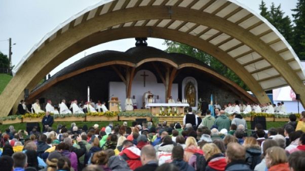 En Roumanie multiethnique, le pape fait l'éloge de la diversité En Roumanie multiethnique, le pape fait l'éloge de la diversité