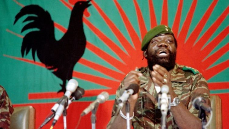 Jonas Savimbi le 11 décembre 1985 à Jamba, dans le sud de l'Angola