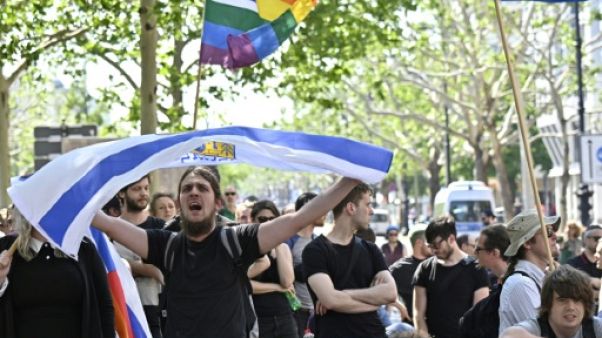 Berlin: des personnalités politiques portent la kippa contre l'antisémitisme Berlin: des personnalités politiques portent la kippa contre l'antisémitisme