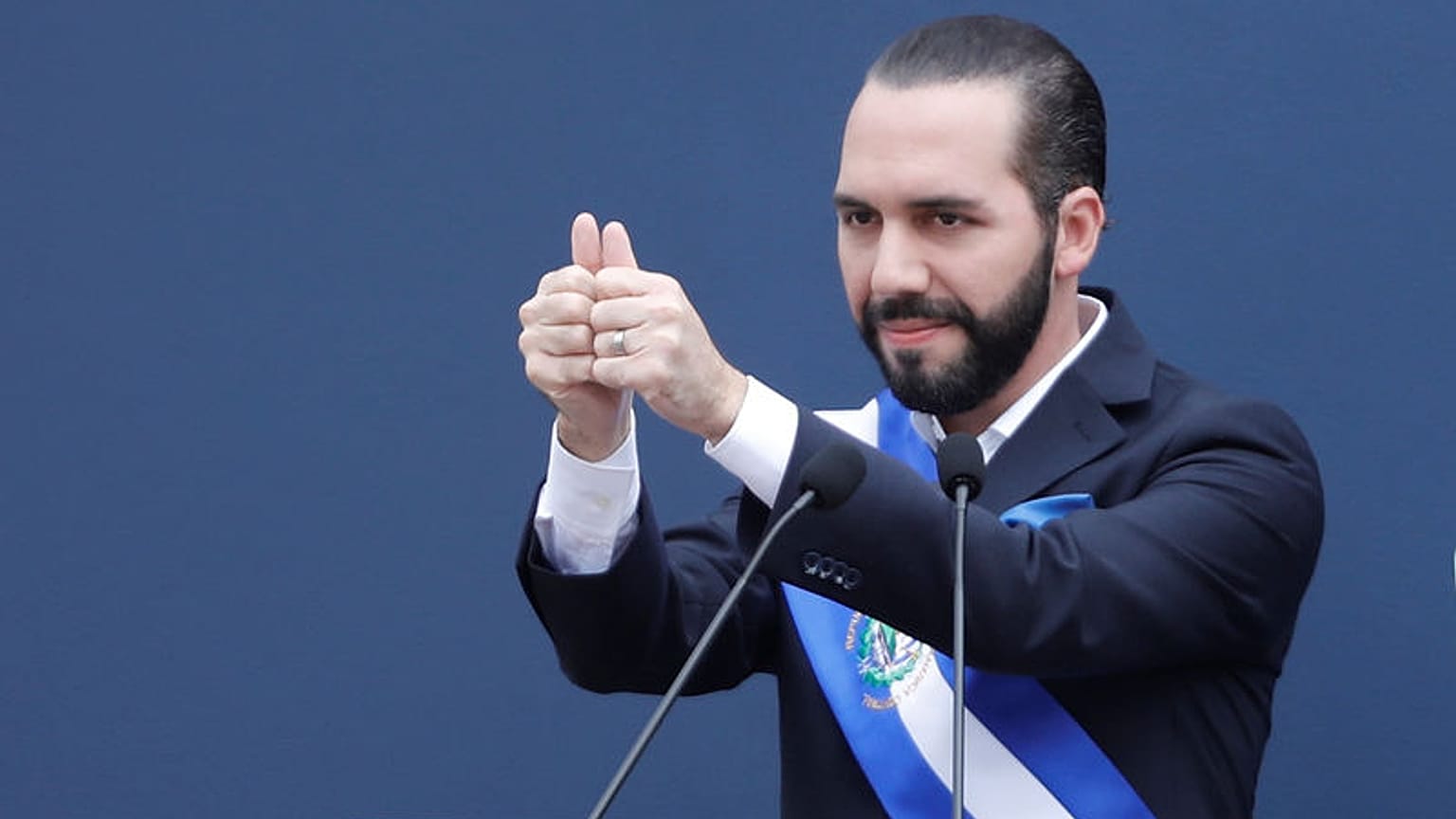New president pledges to cure 'sick child' El Salvador