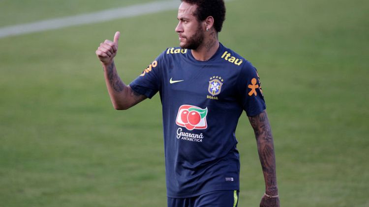 Brazil players support Neymar - Fernandinho