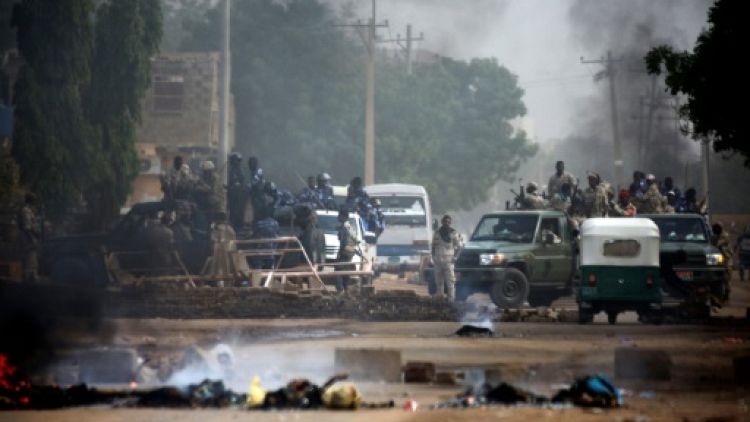 La violente dispersion du sit-in fait 30 morts à Khartoum, condamnations internationales