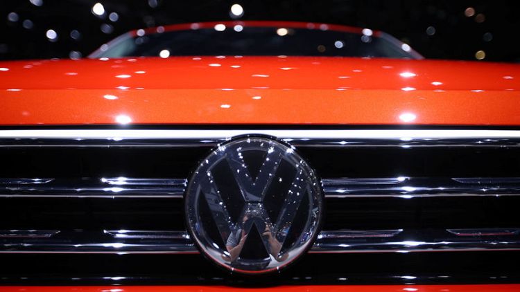 Volkswagen seeks dual listing for minority stake in Traton trucks unit