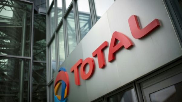 Le siège du groupe pétrolier Total à Paris-La défense, le 21 octobre 2014. Le siège du groupe pétrolier Total à Paris-La défense, le 21 octobre 2014.