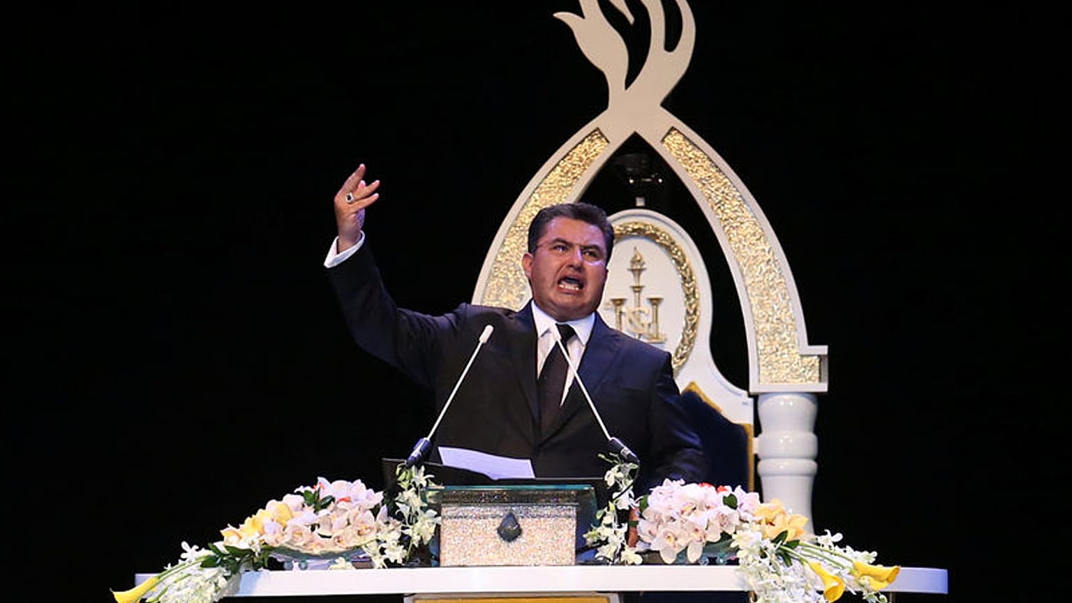 Leader of Mexico-based church accused of rape, child porn
