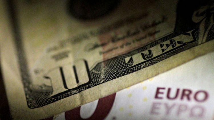 اليورو يرتفع مع تراجع الدولار بفعل مراهنات خفض الفائدة الأمريكية