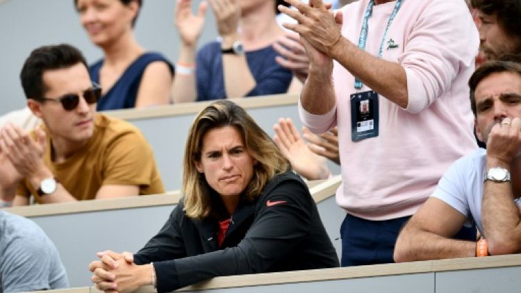 Roland-Garros: Mauresmo qualifie de "honte" la reprogrammation des demi-finales dames