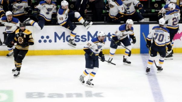 Coupe Stanley: Saint-Louis à une victoire du titre Coupe Stanley: Saint-Louis à une victoire du titre
