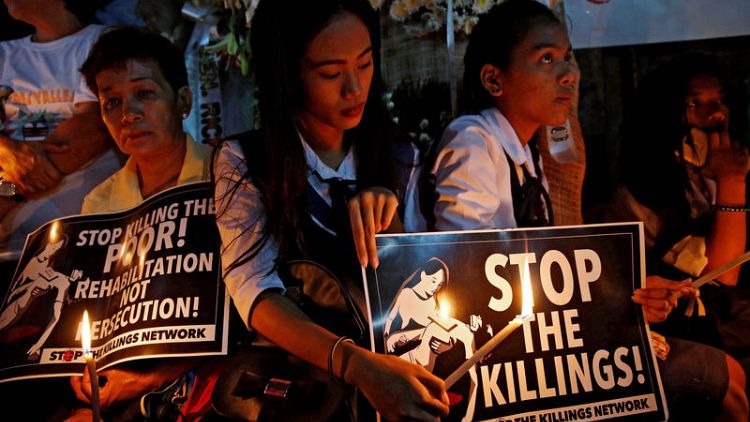 U.N. rights experts seek inquiry into Philippines killings