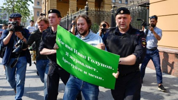 Russie : un journaliste d'investigation réputé arrêté Russie : un journaliste d'investigation réputé arrêté