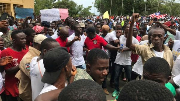 Manifestation de milliers de Libériens déçus par George Weah à Monrovia Manifestation de milliers de Libériens déçus par George Weah à Monrovia