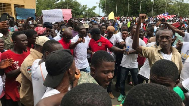 Manifestation de milliers de Libériens déçus par George Weah à Monrovia