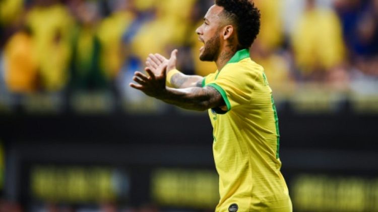 Les médecins du PSG partent au Brésil examiner Neymar