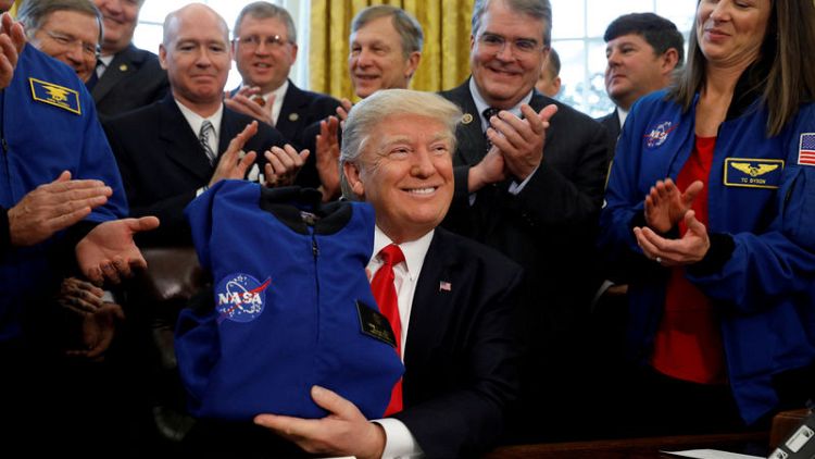 Trump criticises NASA moon mission after promoting it earlier