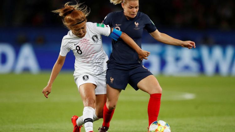 Lyon women inspire France in perfect World Cup opener