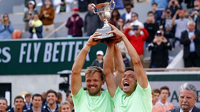 Unseeded Germans Krawietz and Mies take men's doubles title in Paris Unseeded Germans Krawietz and Mies take men's doubles title in Paris