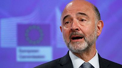 EU executive expects firm euro zone backing against Italy - Moscovici EU executive expects firm euro zone backing against Italy - Moscovici