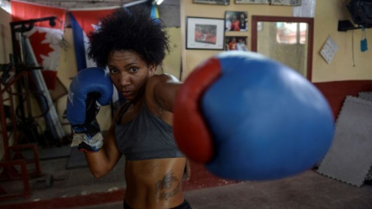 La Cubaine Idamelys Moreno pratique la boxe à La Havane, le 14 mai 2019