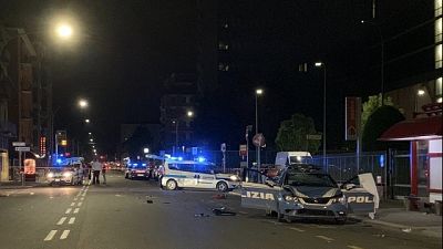 Scontro auto Polizia-scooter, un morto