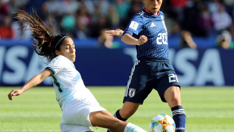 Stubborn Argentina holds Japan to goalless draw