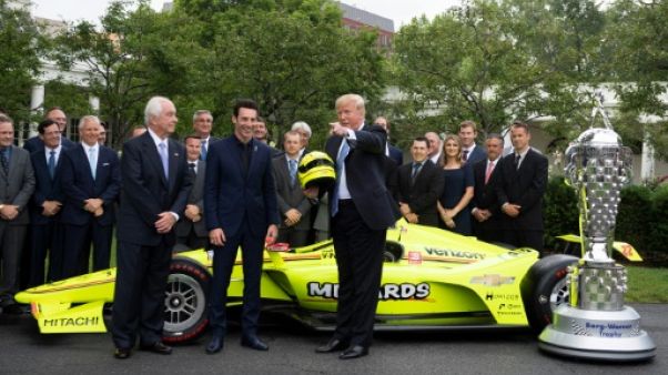 Trump accueille à la Maison Blanche le vainqueur français des 500 miles d'Indianapolis Trump accueille à la Maison Blanche le vainqueur français des 500 miles d'Indianapolis