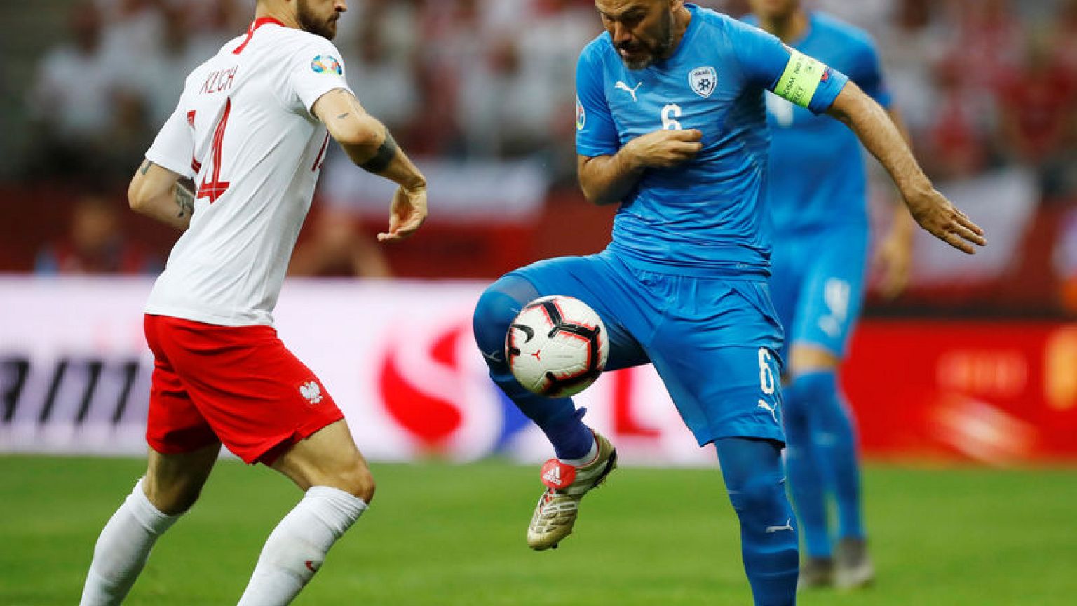 Poland extend Group G lead after fourth clean sheet