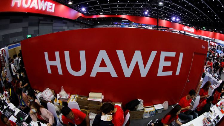 Huawei executive says goal to be world's top phone maker some time off