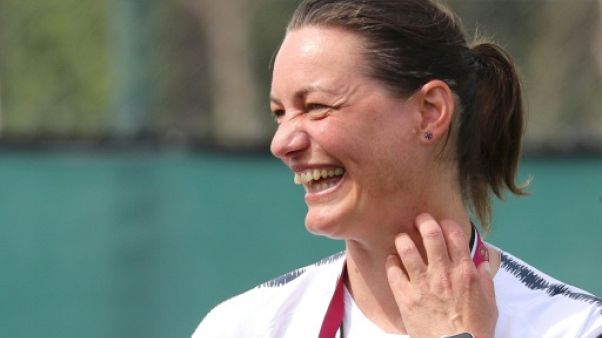 Mondial-2019: quand Corinne Diacre, la "Mère fouettarde" des Bleues, fait son "one woman show" Mondial-2019: quand Corinne Diacre, la "Mère fouettarde" des Bleues, fait son "one woman show"
