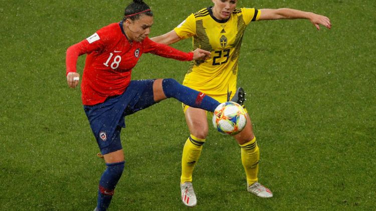 Rain in Rennes interrupts Sweden-Chile World Cup clash