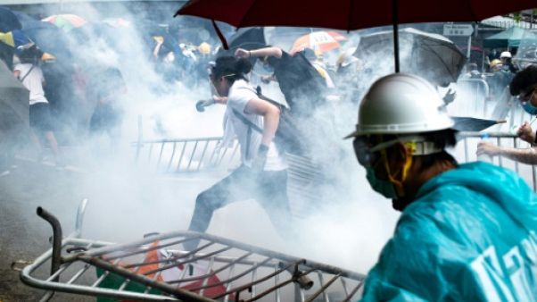La peur de l'extradition vers la Chine plonge Hong Kong dans des violences sans précédent La peur de l'extradition vers la Chine plonge Hong Kong dans des violences sans précédent