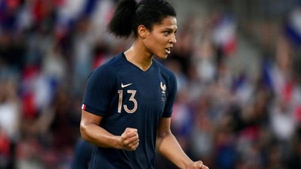 L'attaquante de l'équipe de France féminine Valérie Gauvin contre la Chine en amical, le 31 mai 2019 à Créteil L'attaquante de l'équipe de France féminine Valérie Gauvin contre la Chine en amical, le 31 mai 2019 à Créteil