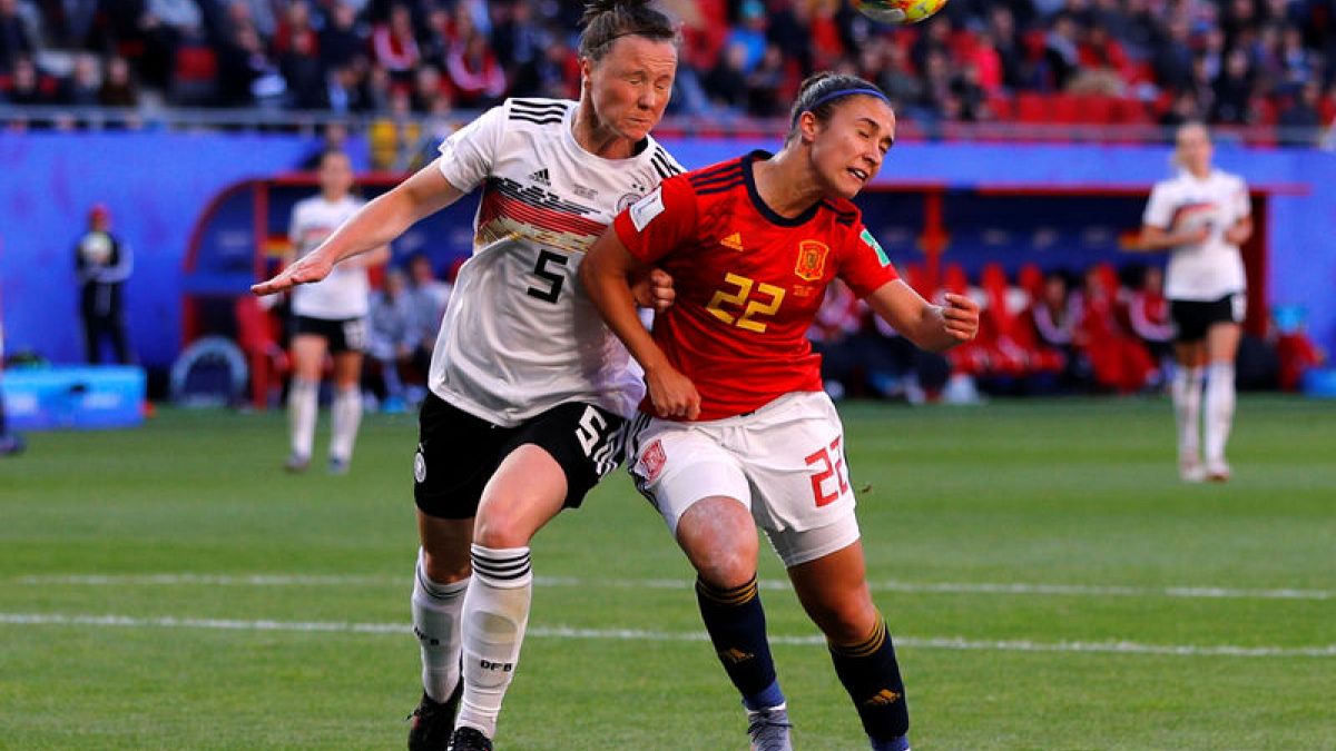 Germany beat Spain to close in on next round