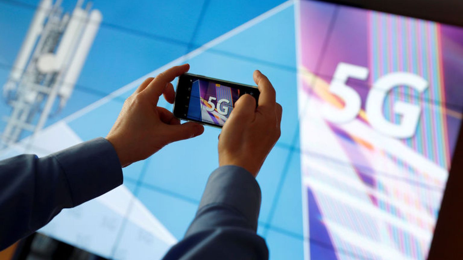 Germany raises 6.55 billion euros in epic 5G spectrum auction