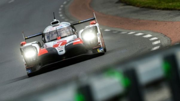 Le Britannique Mike Conway dans la Toyota TS050 Hybrid LMP1 lors de la 1re séance qualificatifs des 24 Heures du Mans, le 12 juin 2019 Le Britannique Mike Conway dans la Toyota TS050 Hybrid LMP1 lors de la 1re séance qualificatifs des 24 Heures du Mans, le 12 juin 2019