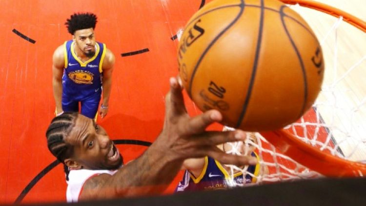 Kawhi Leonard des Raptors lors du match 5 de la finale NBA facce aux Golden State Warriors, à Toronto, le 10 juin 2019