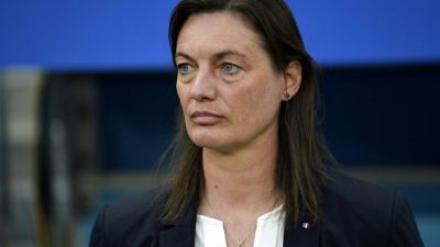 L'entraîneure des Bleues, Corinne Diacre, avant le match de phase de groupes du Mondial face à la Norvège, à Nice, le 12 juin 2019