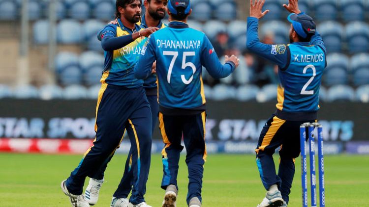 Sri Lanka complain to ICC about pitch, hotel