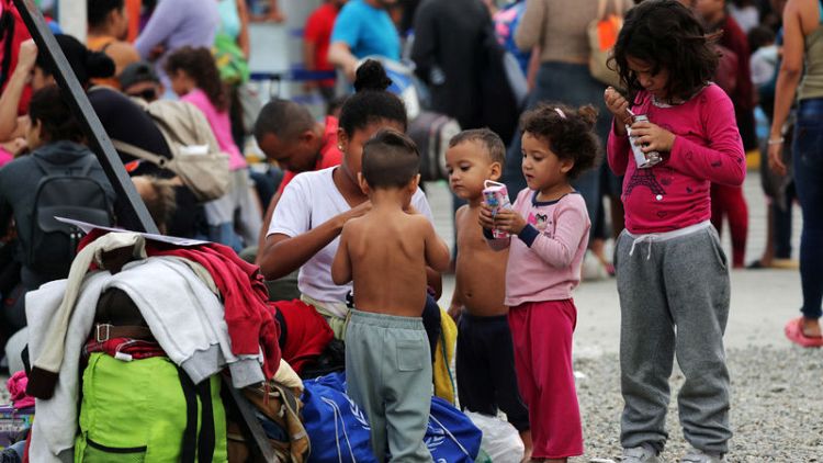 Venezuelans rush to Peru border ahead of migration crackdown