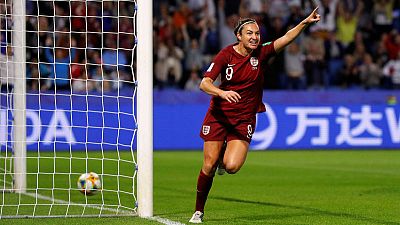 Taylor downs Argentina as England qualify for last 16 Taylor downs Argentina as England qualify for last 16
