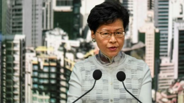 Hong Kong: suspension du projet de loi sur l'extradition vers la Chine Hong Kong: suspension du projet de loi sur l'extradition vers la Chine