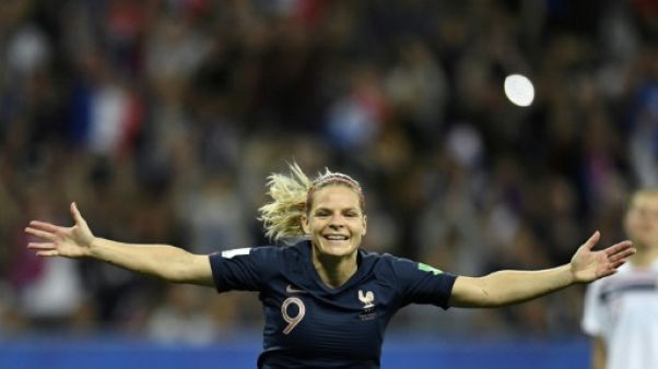 L'attaquante de l'équipe de France, Eugénie Le Sommer, buteuse lors du match de phase de groupes du Mondial face aux Norvégiennes, à Nice, le 12 juin 2019 L'attaquante de l'équipe de France, Eugénie Le Sommer, buteuse lors du match de phase de groupes du Mondial face aux Norvégiennes, à Nice, le 12 juin 2019